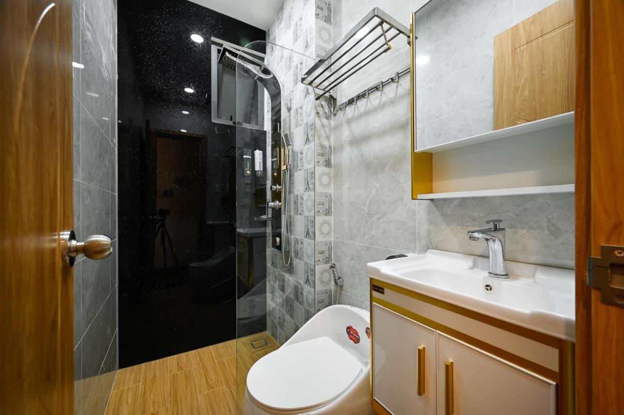 Lotus Airport Hotel Saigon Hô Chi Minh-Ville Extérieur photo